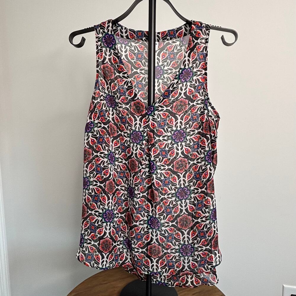 Old Navy Women’s Medium Sleeveless Blouse